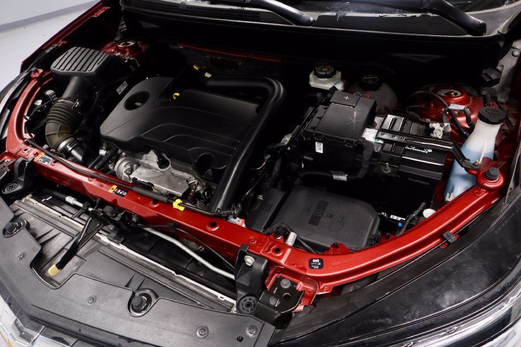 Used 2024 Chevrolet Equinox LT w/ LPO, Floor Liner Package FWD image 17