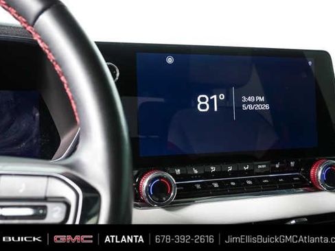 Certified 2024 GMC Canyon AT4X w/ AT4X AEV Edition AWD/4WD image 3