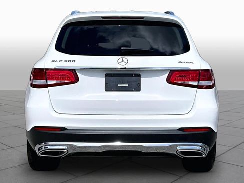 Used 2019 Mercedes-Benz GLC 300 4MATIC image 5