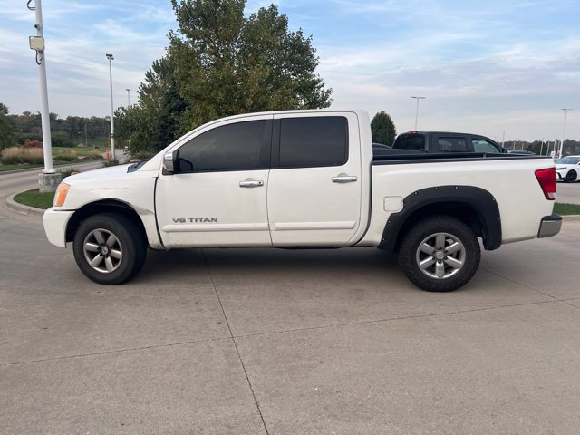 Used 2010 Nissan Titan SE w/ SE Value Truck Pkg AWD/4WD image 7
