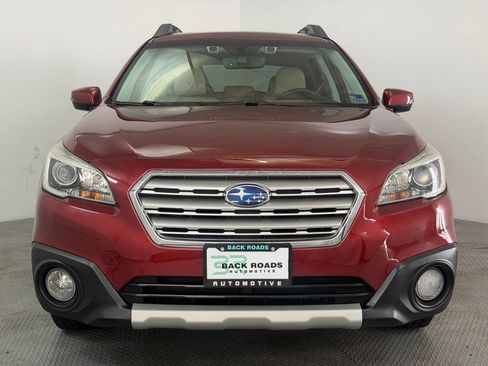 Used 2017 Subaru Outback 2.5i Limited AWD/4WD image 2