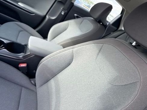 Used 2025 Kia K4 FWD image 10
