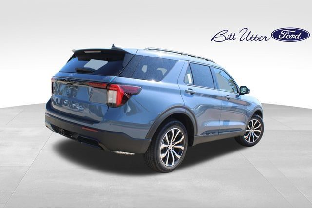New 2027 Ford Explorer ST-Line RWD image 3