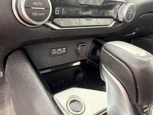 Used 2020 Nissan Altima 2.5 SV FWD image 31