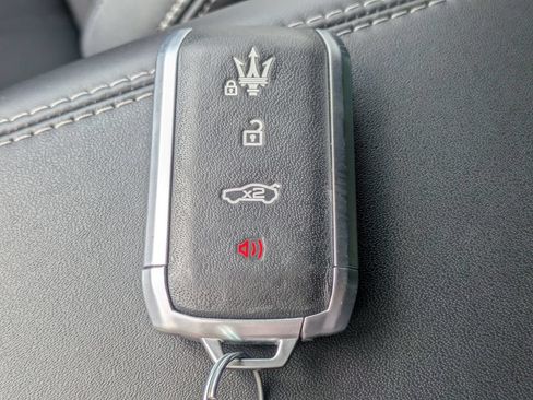 Used 2023 Maserati Grecale GT AWD/4WD image 30