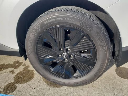 Certified 2025 Nissan Murano SV AWD/4WD image 43