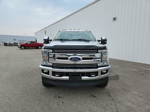 Used 2018 Ford F250 Lariat w/ Chrome Package AWD/4WD image 4