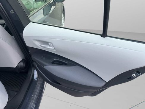 Used 2023 Toyota Corolla LE image 19