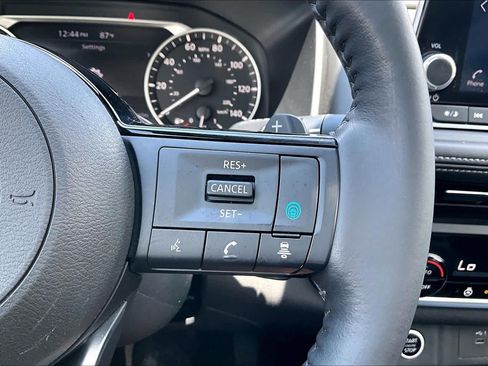 Certified 2023 Nissan Rogue SV w/ SV Premium B Package FWD image 25