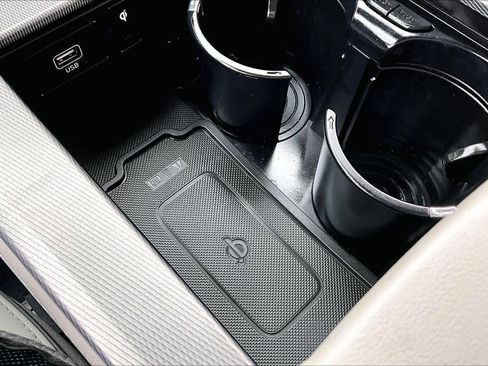 Used 2021 Hyundai Palisade Limited image 34