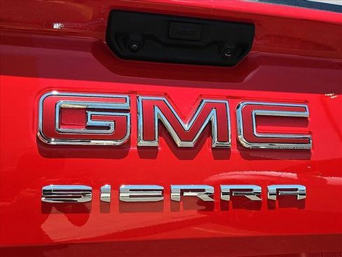 Used 2025 GMC Sierra 1500 Elevation AWD/4WD image 30