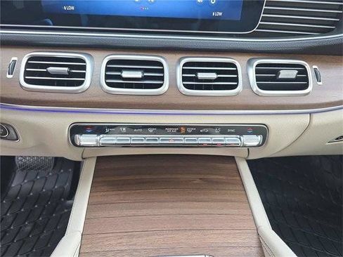 Used 2026 Mercedes-Benz GLE 450 4MATIC image 32