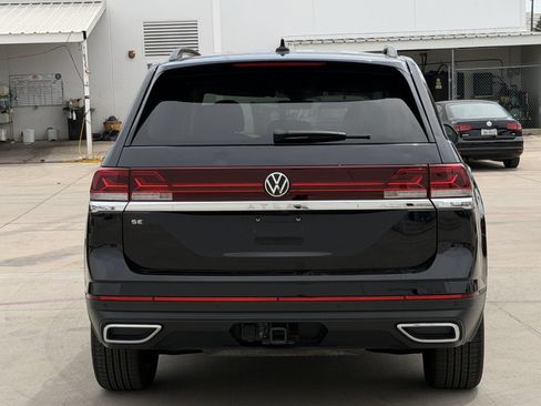 Used 2024 Volkswagen Atlas SE FWD image 5