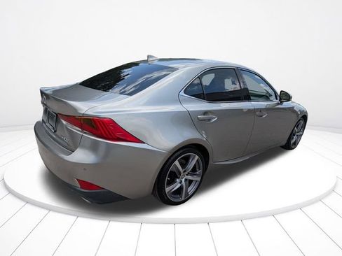 Used 2018 Lexus IS 300 w/ Premium Package RWD image 4