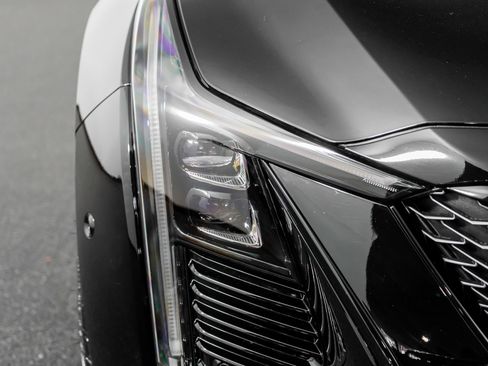 Used 2025 Cadillac CT5 V Blackwing w/ Super Cruise 1 Package image 4