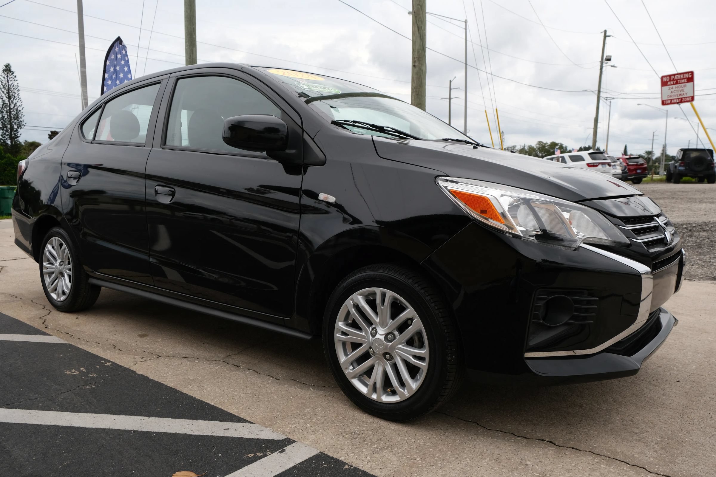 Used 2024 Mitsubishi Mirage G4 LE FWD image 3