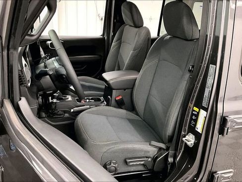 Used 2025 Jeep Wrangler Sahara 4xe w/ Safety Group image 23