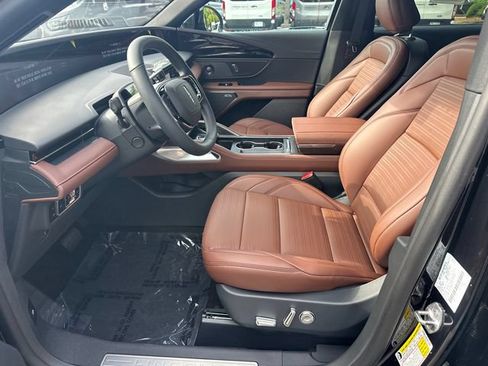 New 2026 Lincoln Nautilus Reserve AWD/4WD image 10