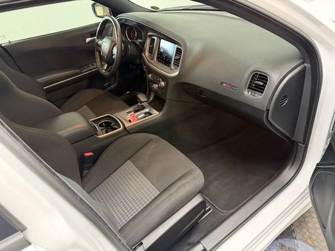 Used 2022 Dodge Charger Scat Pack w/ Dynamics Package image 34