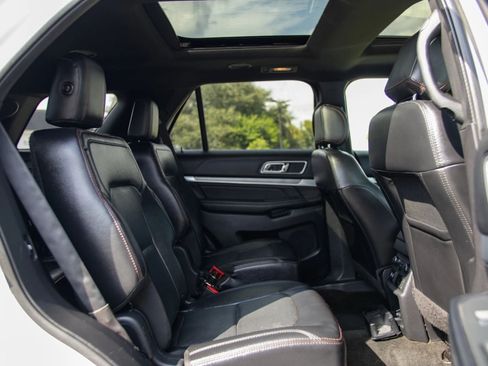 Used 2017 Ford Explorer Sport w/ Equipment Group 401A AWD/4WD image 29