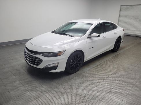 Used 2022 Chevrolet Malibu LT w/ Sport Edition FWD image 2