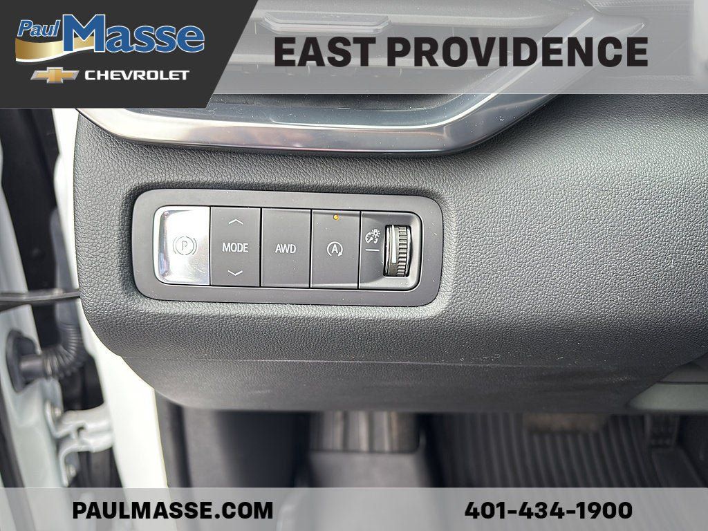 Used 2025 GMC Acadia AT4 w/ Luxury Package AWD/4WD image 11