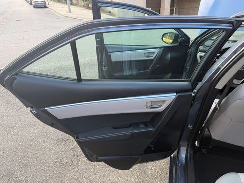 Used 2014 Toyota Corolla LE w/ Protection Package FWD image 25