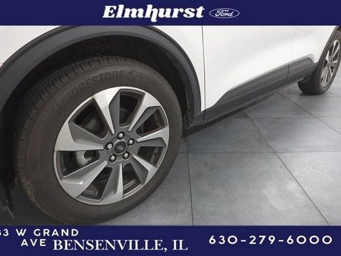 Used 2023 Ford Escape Platinum w/ Premium Technology Package image 32
