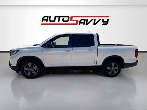 Used 2025 Honda Ridgeline TrailSport image 4