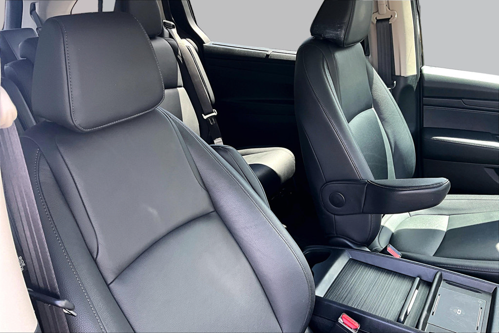 Used 2025 Honda Odyssey EX-L image 30
