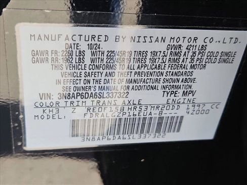 Used 2025 Nissan Kicks SR FWD image 29