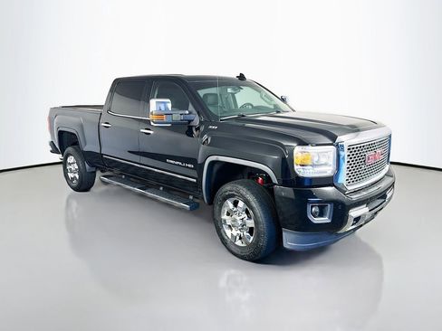 Used 2015 GMC Sierra 3500 Denali w/ Suspension Package, Off-Road image 1
