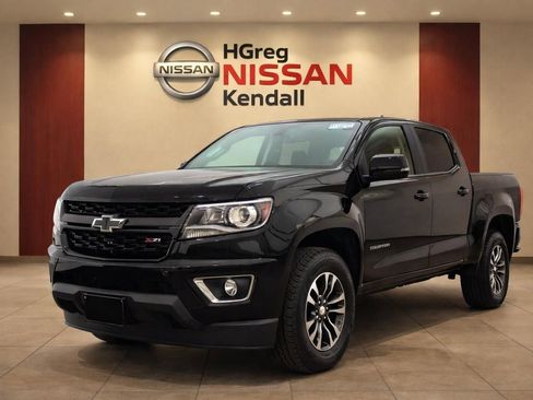 Used 2022 Chevrolet Colorado Z71 RWD image 3