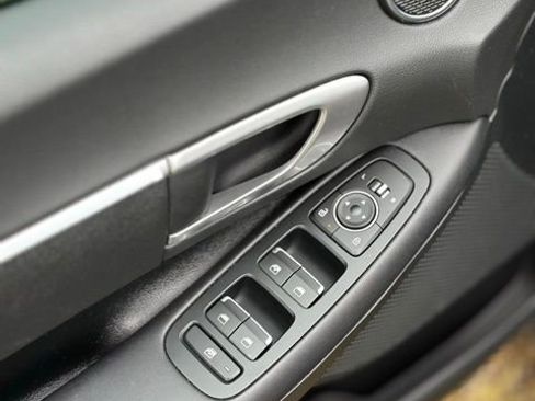 Certified 2025 Hyundai Sonata SE FWD image 10