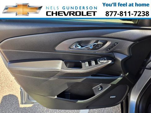 Used 2023 Chevrolet Traverse Premier w/ Redline Edition AWD/4WD image 19