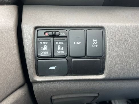 Used 2016 Honda Odyssey EX-L image 47