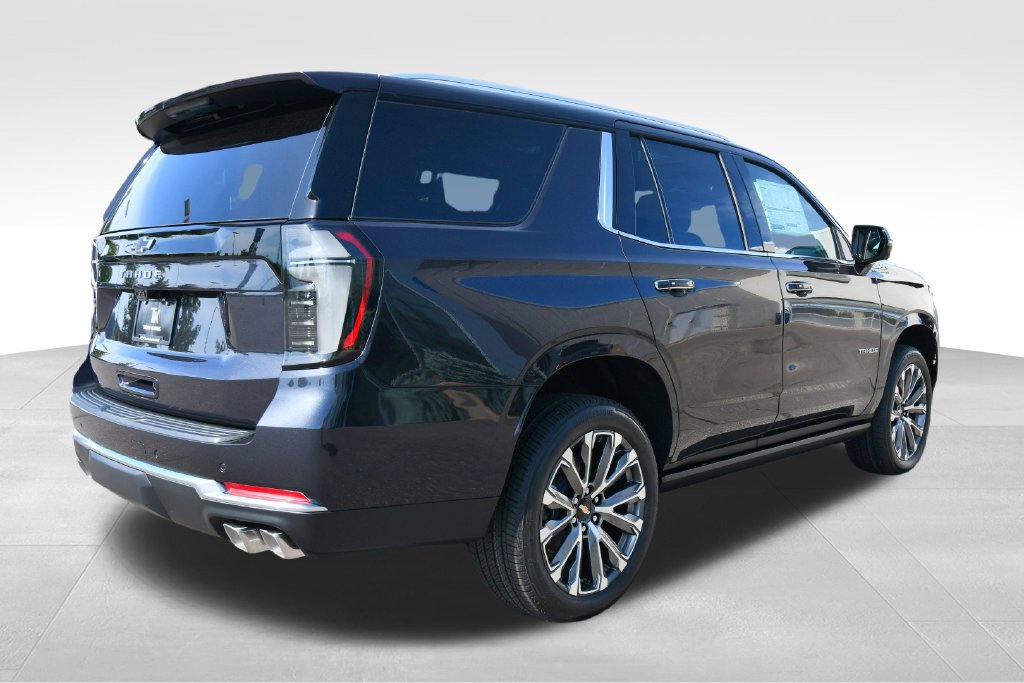 New 2026 Chevrolet Tahoe High Country w/ LPO, Illumination Package AWD/4WD image 6