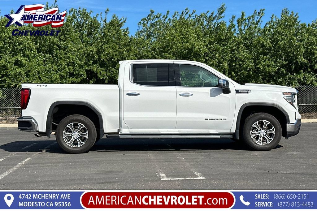 Used 2024 GMC Sierra 1500 SLT AWD/4WD image 3