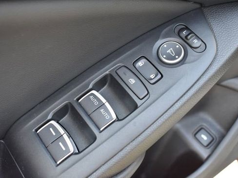 Used 2019 Honda Accord EX-L image 19