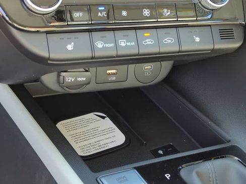 New 2026 Hyundai Elantra Limited FWD image 33