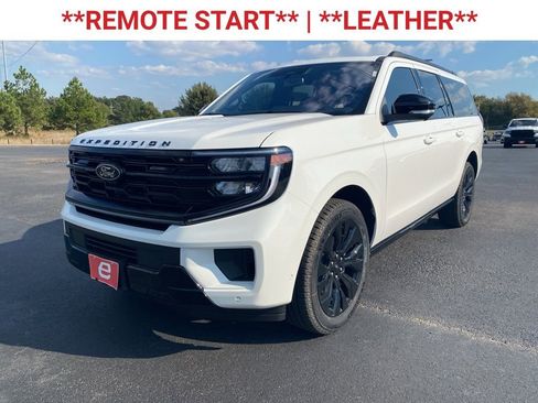 New 2025 Ford Expedition Max Platinum w/ Stealth Appearance Package image 3