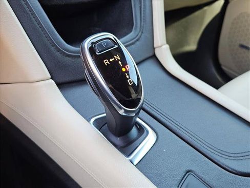 Used 2018 Cadillac XT5 FWD w/ LPO, Wheel Lock Package image 18