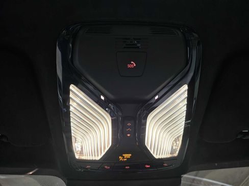 New 2026 BMW X7 xDrive40i w/ Executive Package image 25