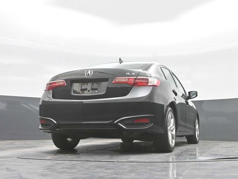 Used 2018 Acura ILX FWD image 35