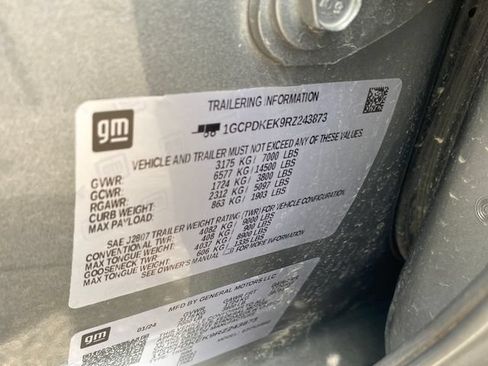 Certified 2024 Chevrolet Silverado 1500 LT AWD/4WD image 26
