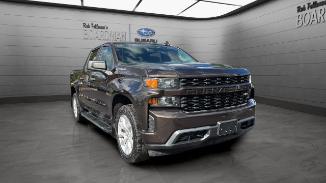 Used 2020 Chevrolet Silverado 1500 Custom w/ Custom Value Package AWD/4WD image 2