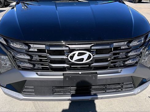 Used 2025 Hyundai Tucson SEL FWD image 29