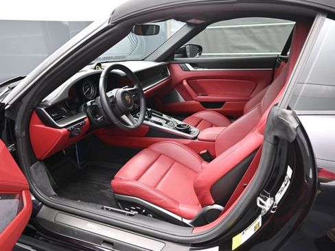 Certified 2023 Porsche 911 Turbo S AWD/4WD image 4