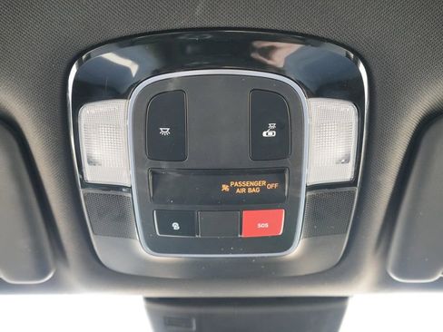 Certified 2024 Hyundai Santa Cruz SEL image 17