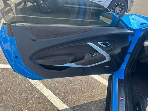 Used 2022 Chevrolet Camaro ZL1 RWD image 10